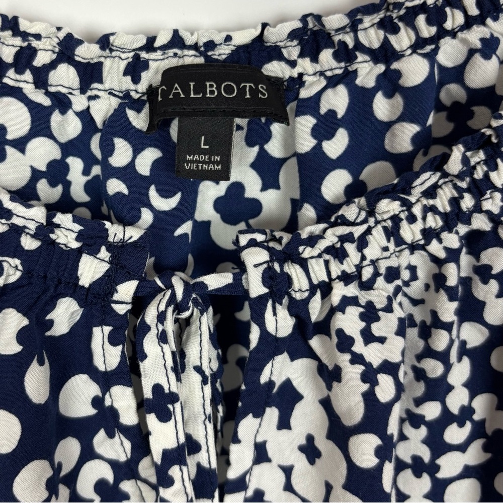 Talbots Abstract Clover Blouse Navy White Size Large - Picture 5 of 8